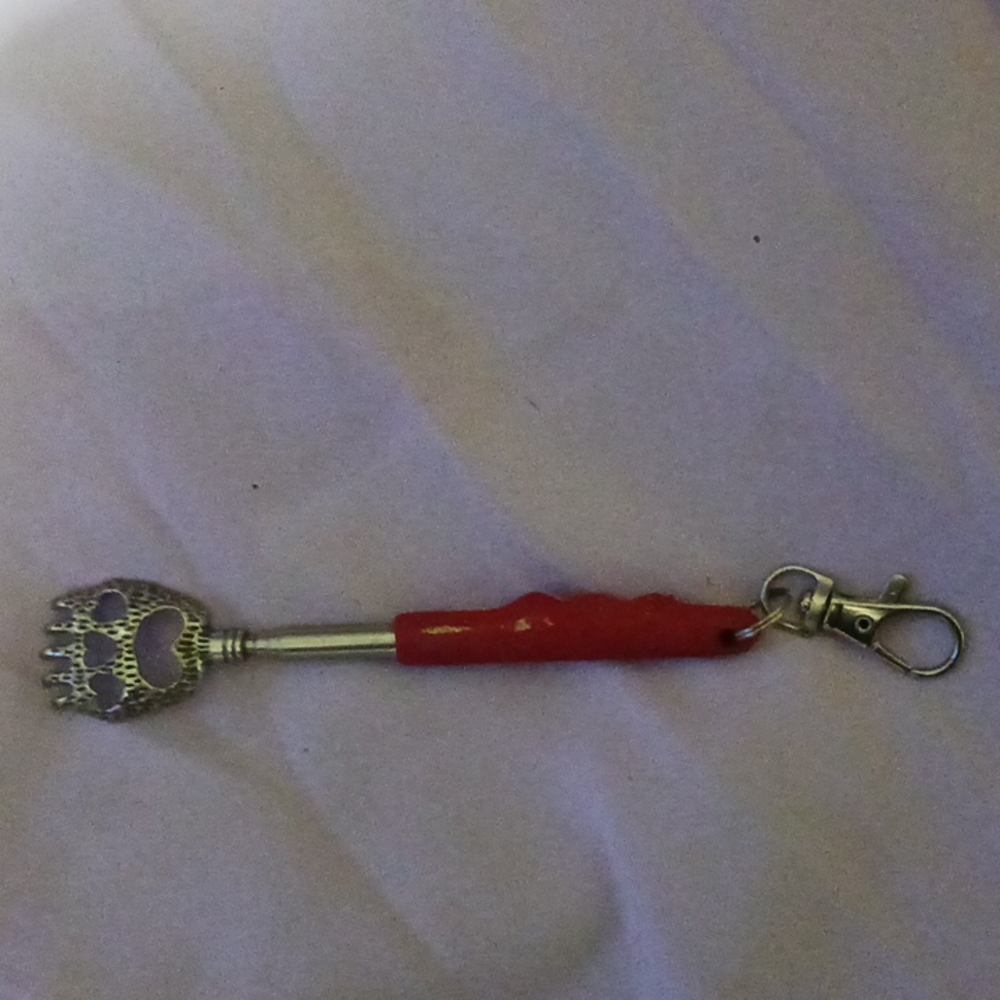 Keychain Back Scratcher